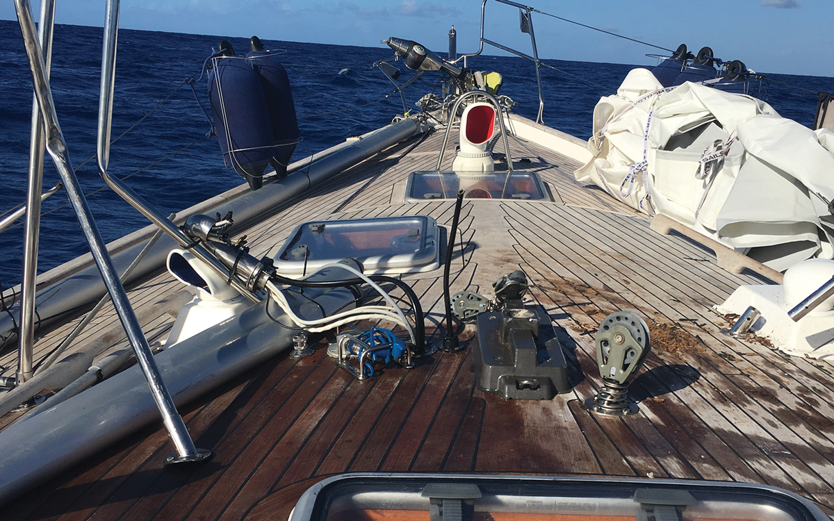 dismasting-advice-hallberg-rassy-46-lykke-arc-2018-credit-stephan-muhlhause