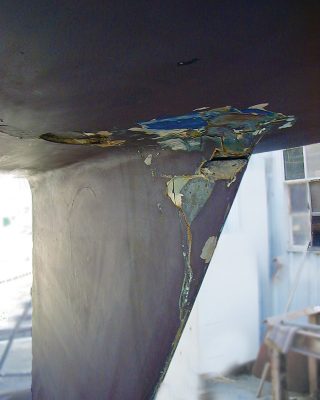 lightning-strikes-yacht-keel-damage-credit-GEICO-Boat-US-Marine-Insurance